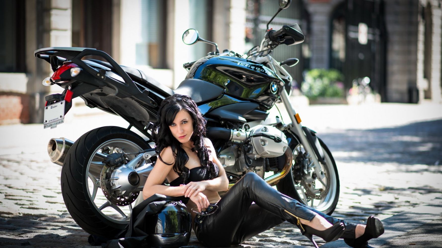 European women on bikes in Shaoyang