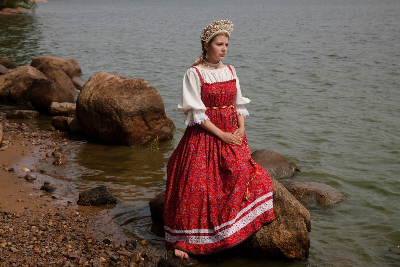 Women in Slavic costumes in Shaoyang